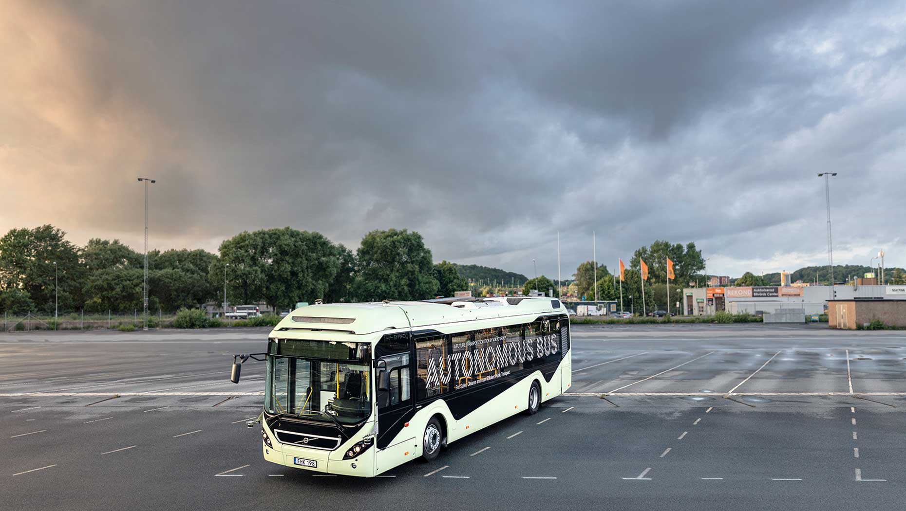 Volvo Demonstrates Autonomous Bus Volvo Group
